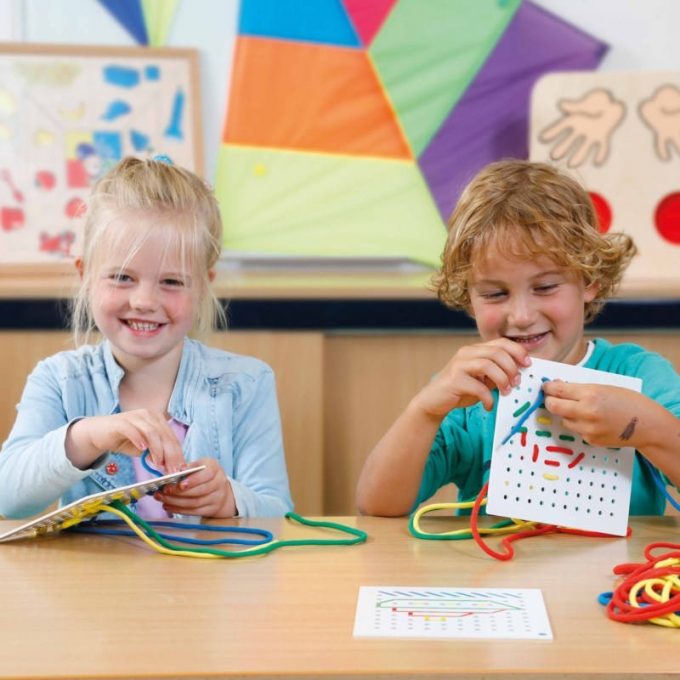 Tikkimismäng "Vetrovorm"