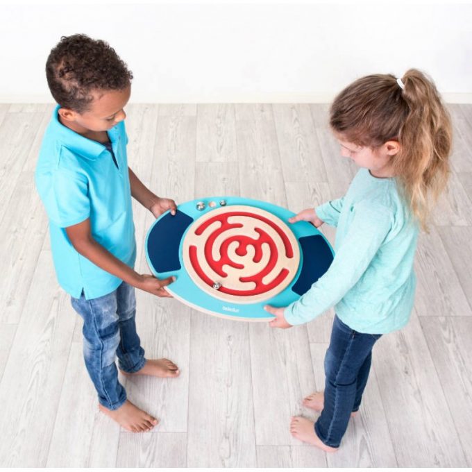 Puidust tasakaalumäng TOOTENÄIDIS