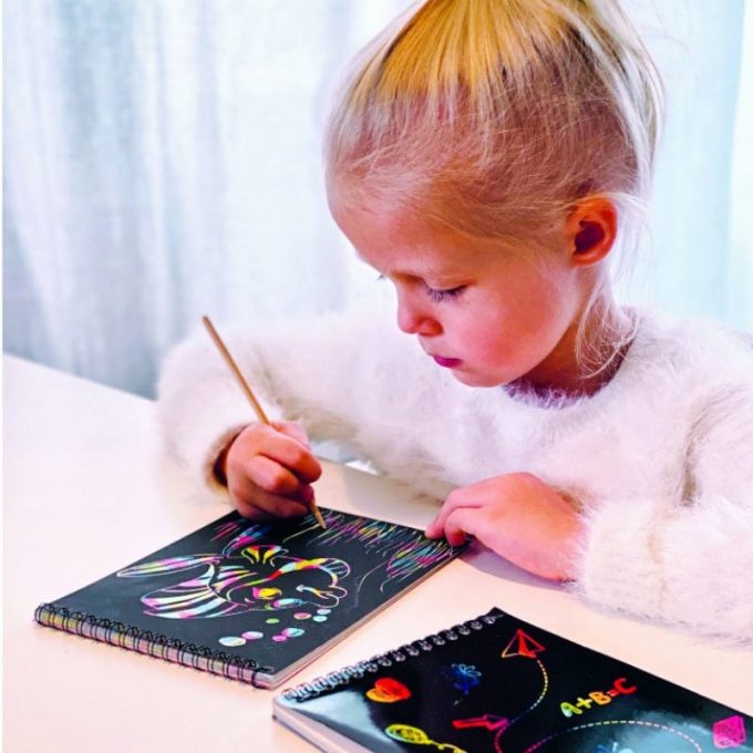 Kraapimiskunsti raamat "Vikerkaar"