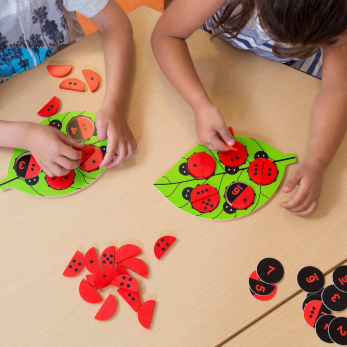 Arvutamismäng "Dotsy"