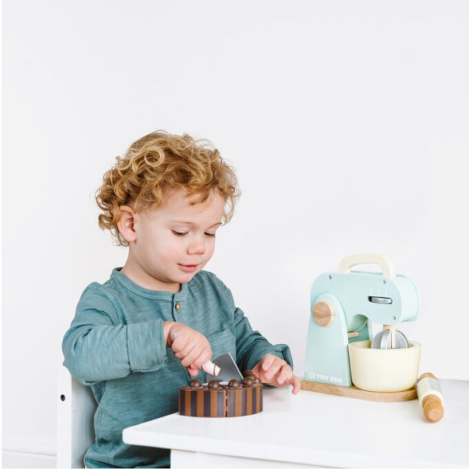 Lõigatav šokolaaditort