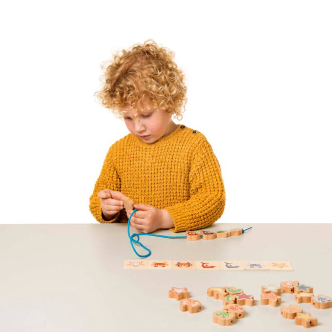 Nöörimismäng "Mereloomad"