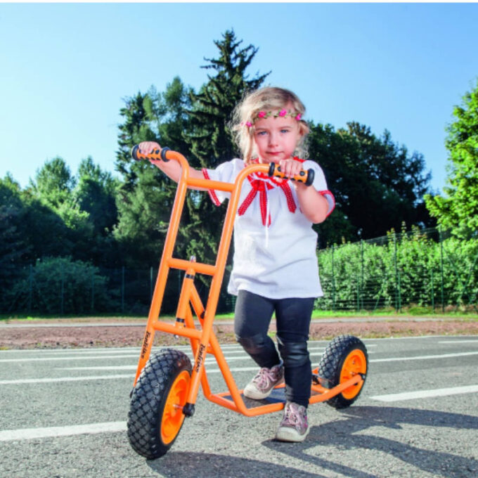 Tõukeratas piduriga (vanusele 3+)