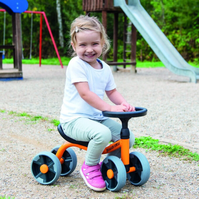 Neljarattaline rooliga jooksuratas (12k +)