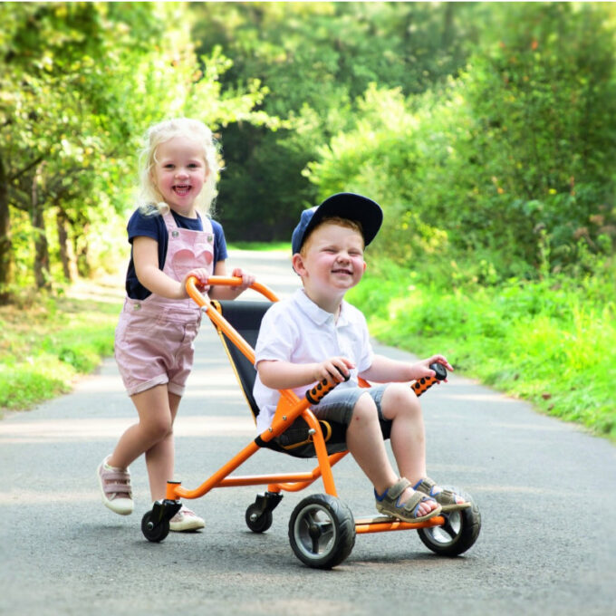 Ilmastikukindel laste mängukäru (vanusele 3+)