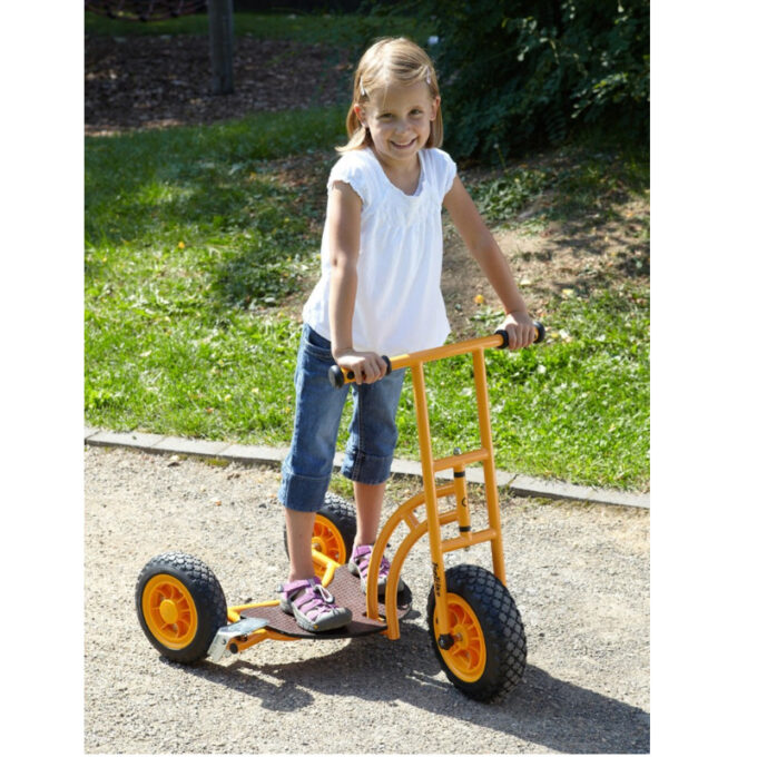 Kolmerattaline tõukeratas piduriga (vanusele 3+)
