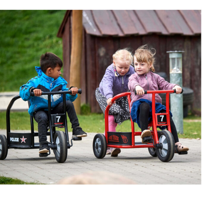 Politseiratas kahele (vanusele 4+)