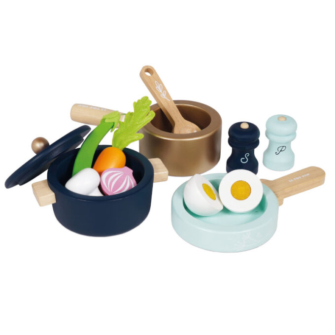 Puidust pottide ja pannide komplekt