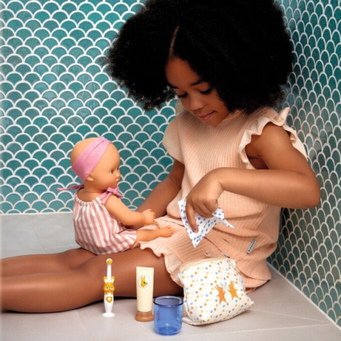 Vannitatav beebinukk "Prune" - tüdruk (32 cm)