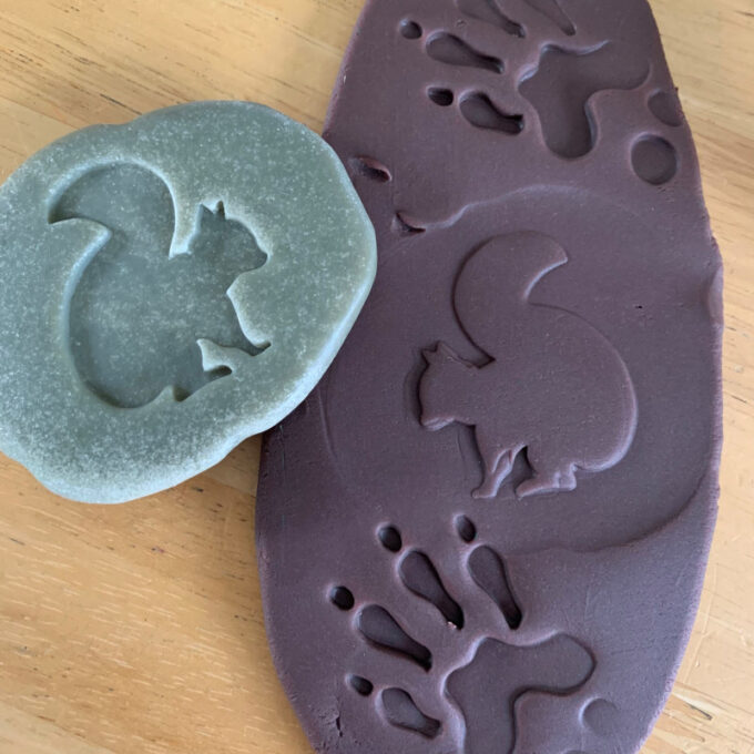 Kivist templid "Rohumaa jalajäljed"