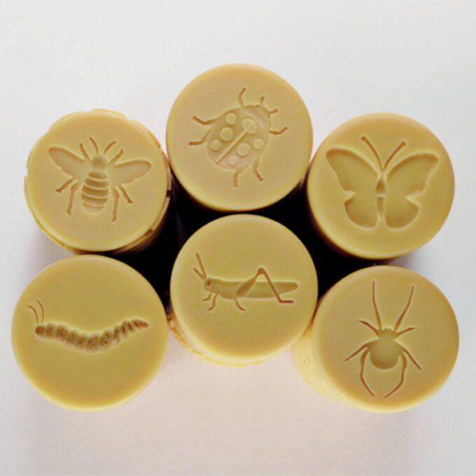 Kivist templirullid "Aiaputukad"