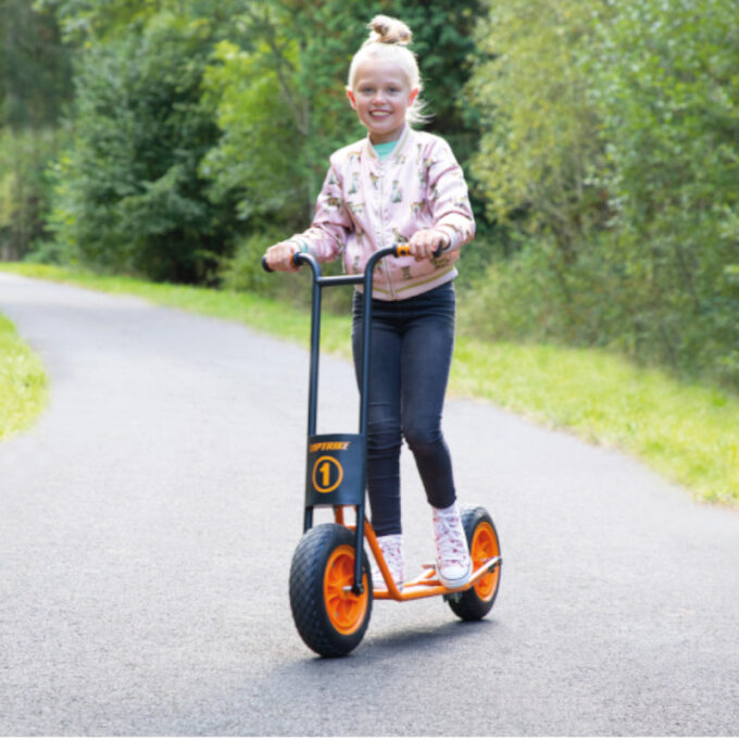 Tõukeratas piduriga (vanusele 7+)