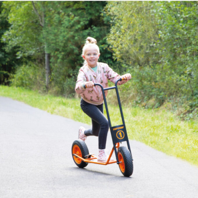 Tõukeratas piduriga (vanusele 7+)