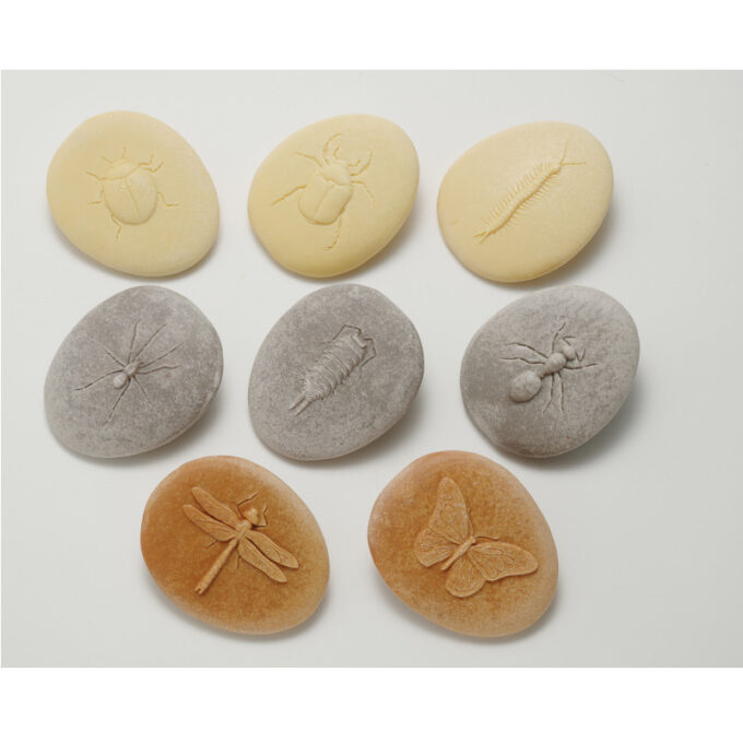 Kivist templid "Putukad"