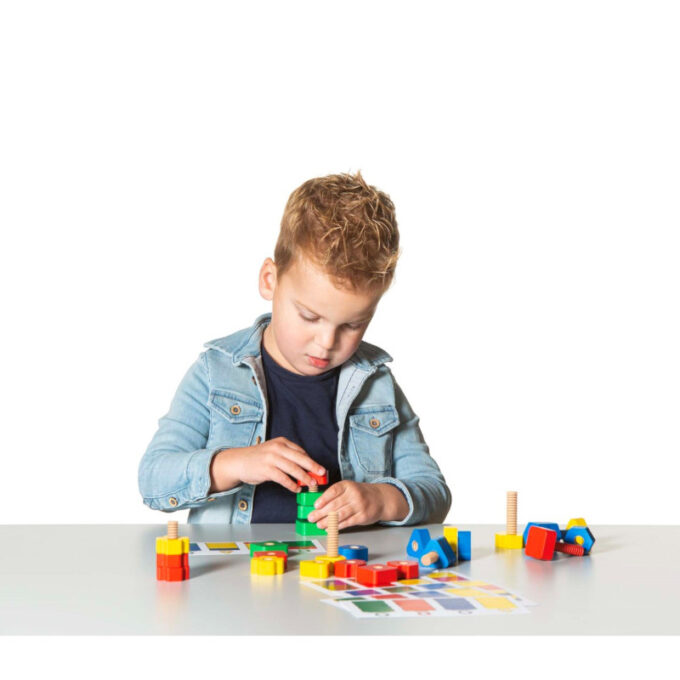 Motoorikamäng "Mutrid ja poldid"