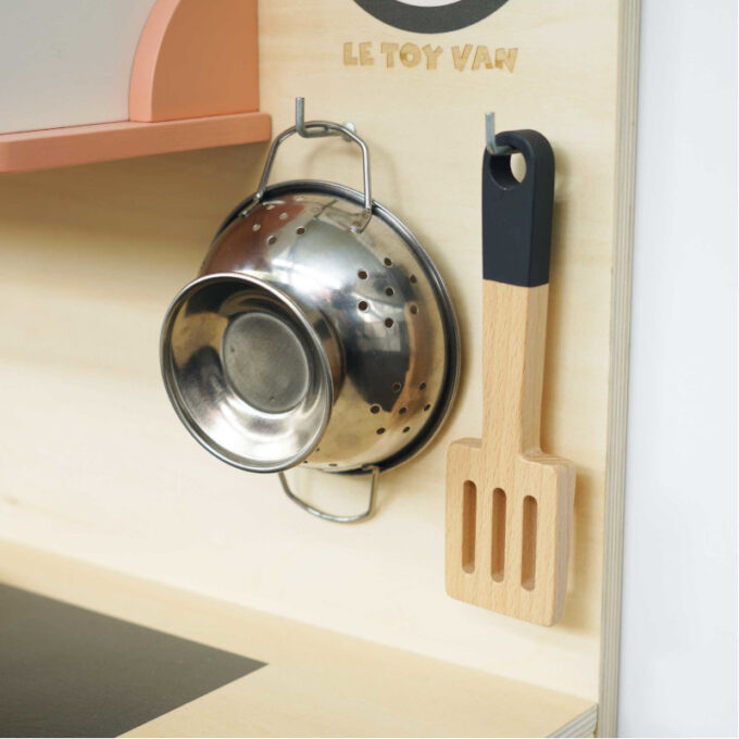 Suur retrostiilis mänguköök