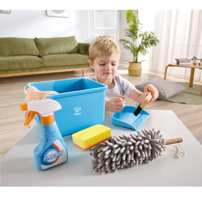 Koristuskomplekt ämbriga