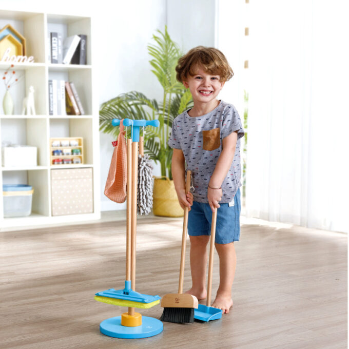 Koristuskomplekt hoidikuga