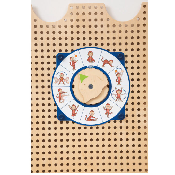 Plug It seinapaneel õppemängudega