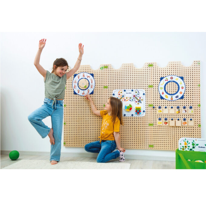 Plug It seinapaneelid mängudega