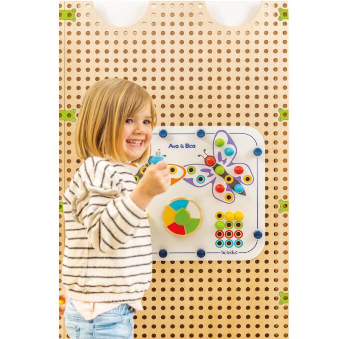 Plug It seinapaneelid mängudega