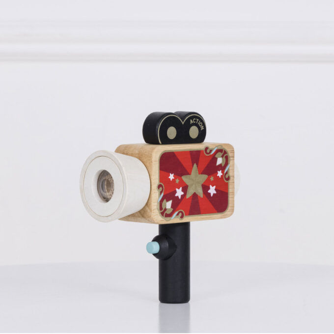 Puidust filmikaamera