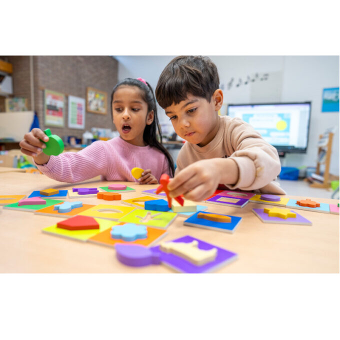 Kompimismäng "Ühenda kujundid"