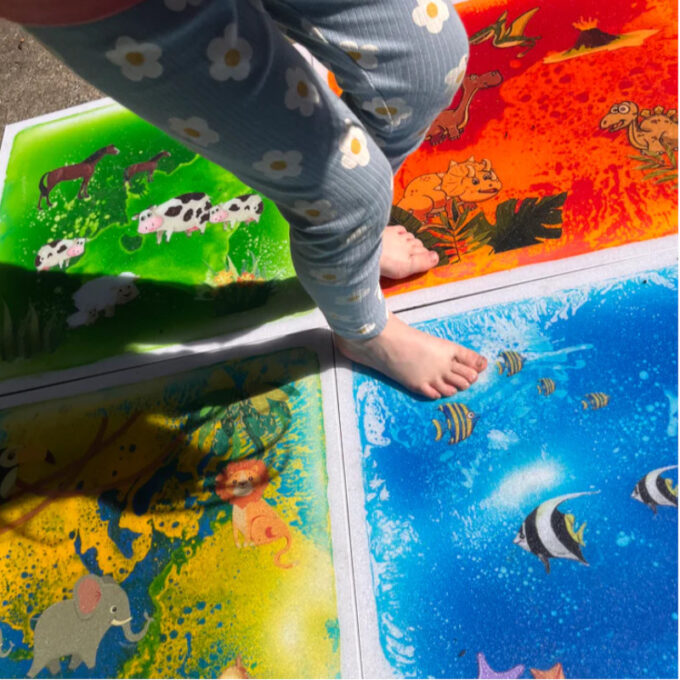 Sensoorsed plaadid loomadega 30 x 30cm (4 tk)