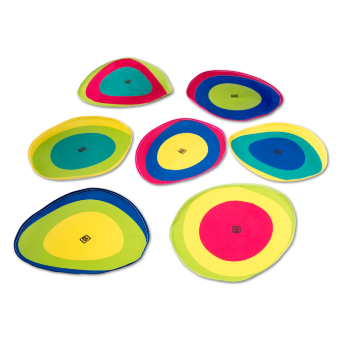 Liikumismäng "Ühenda ringid ja pulgad"