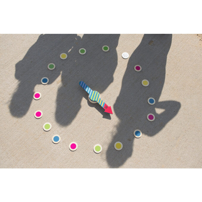 Mängukomplekt noole ja žetoonidega