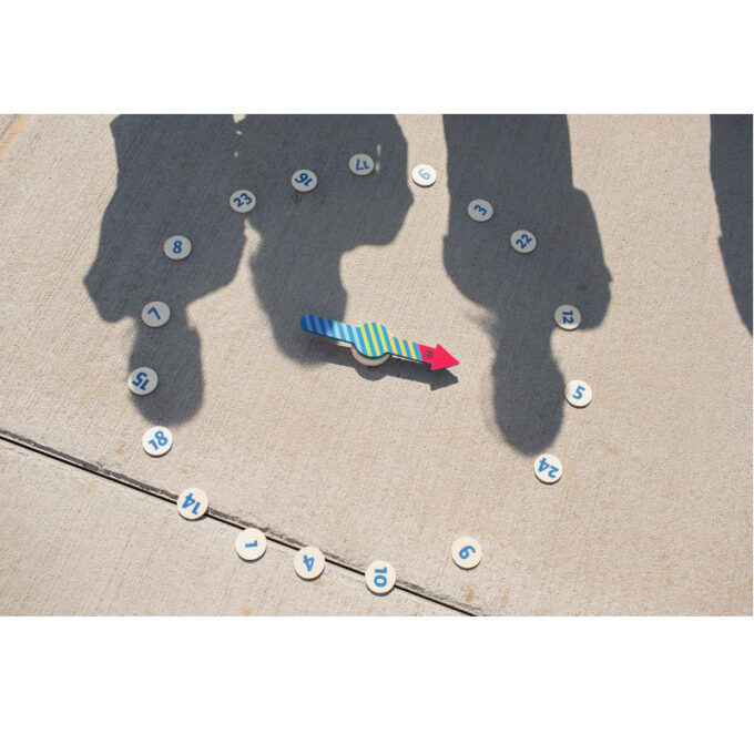 Mängukomplekt noole ja žetoonidega