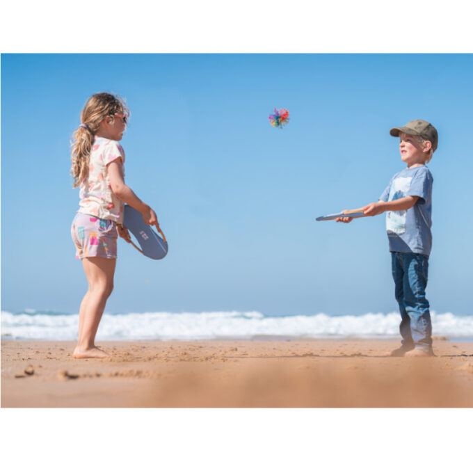 Pallimäng reketitega