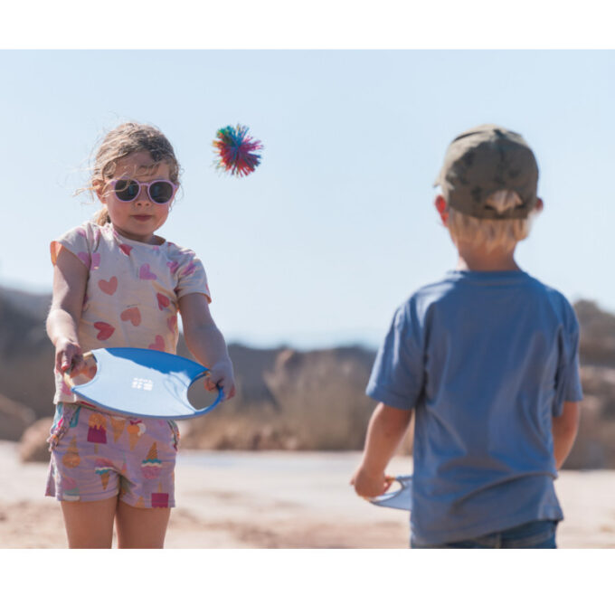 Pallimäng reketitega