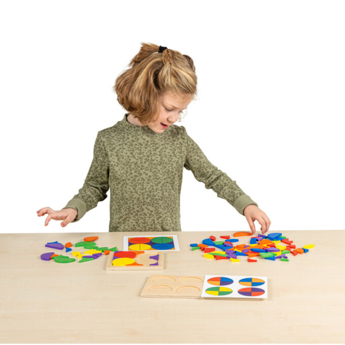 Geomeetriamäng "Loo kujundeid"