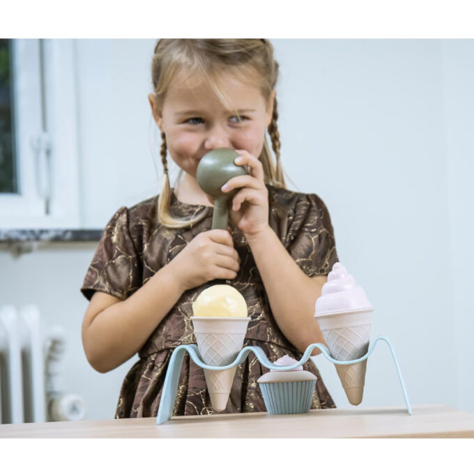 Bioplastist jäätisekohviku komplekt