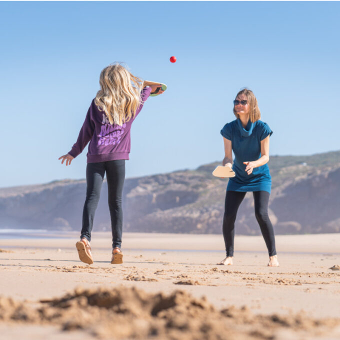 Pallimäng korgist labadega