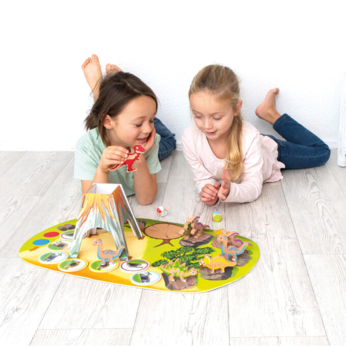 Koostöömäng "Dinosauruste ralli"