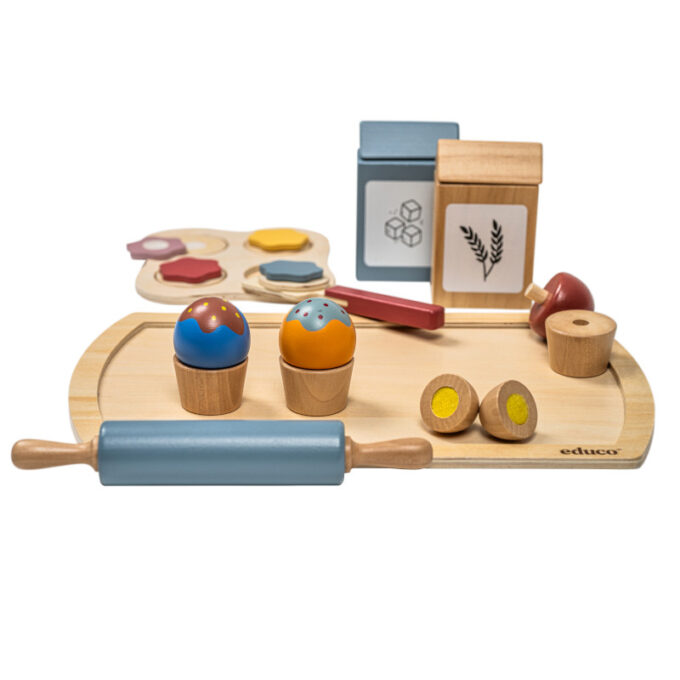 Puidust küpsetamiskomplekt