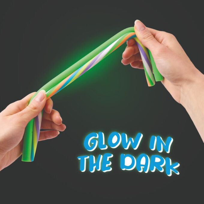 Pimedas helendav venitamispael