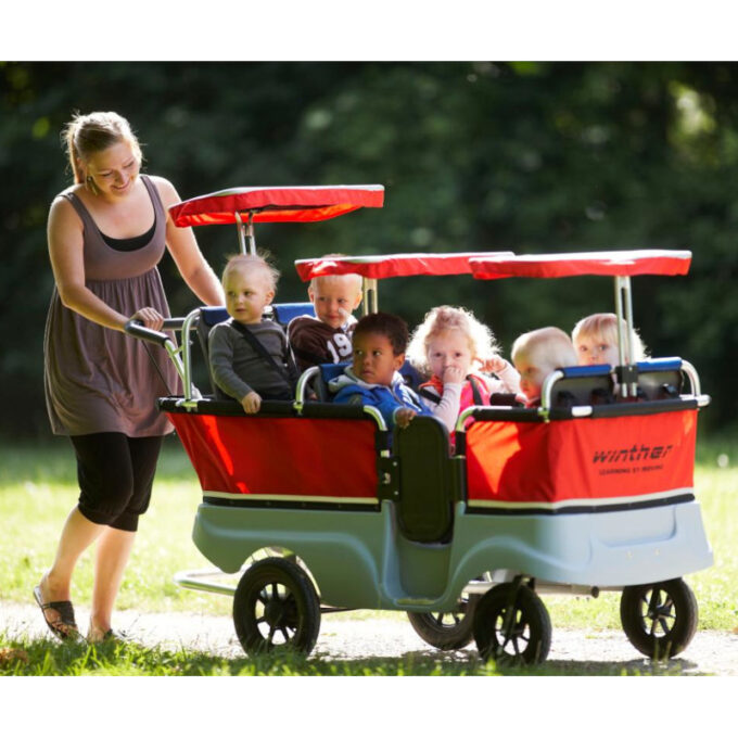 Jalutamisbuss 6 lapsele