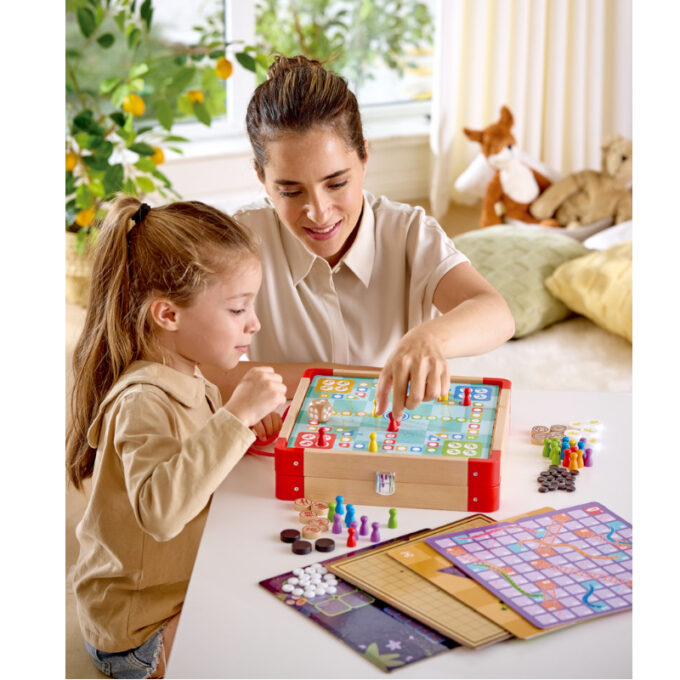 Puidust komplekt "22 lauamängu"