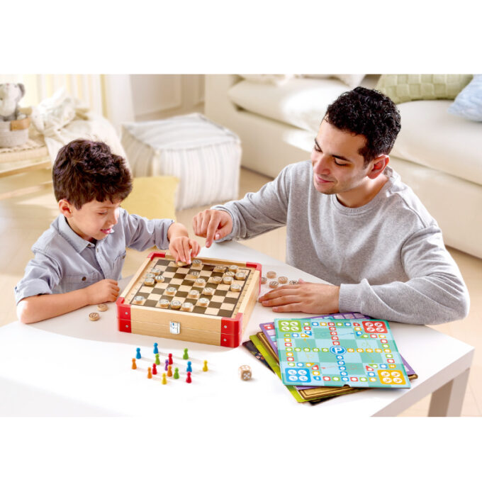 Puidust komplekt "22 lauamängu"